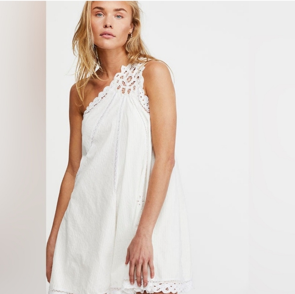 White Lace Trim Sleeveless Dress